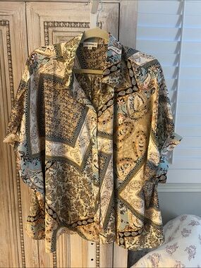 eesome Beige Multi Paisley Patchwork Short-Sleeve Button-Up Shirt